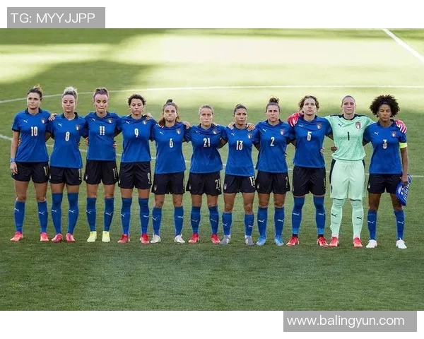 外国足球明星妻子的生活揭秘与背后的故事分享